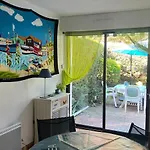 Paisibles Avec Piscine Apartment